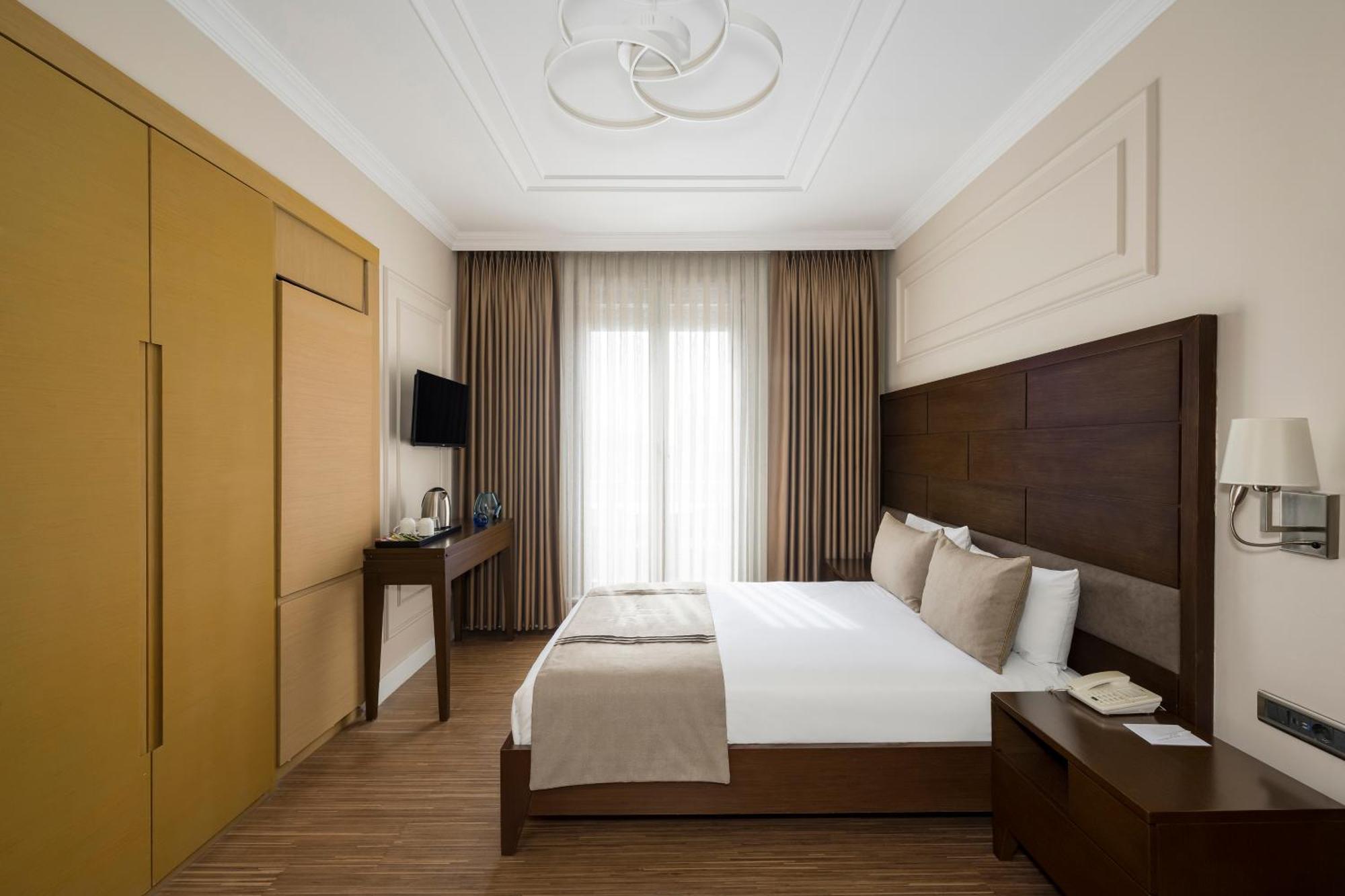 Continental Hotel Pera Istambul Quarto foto