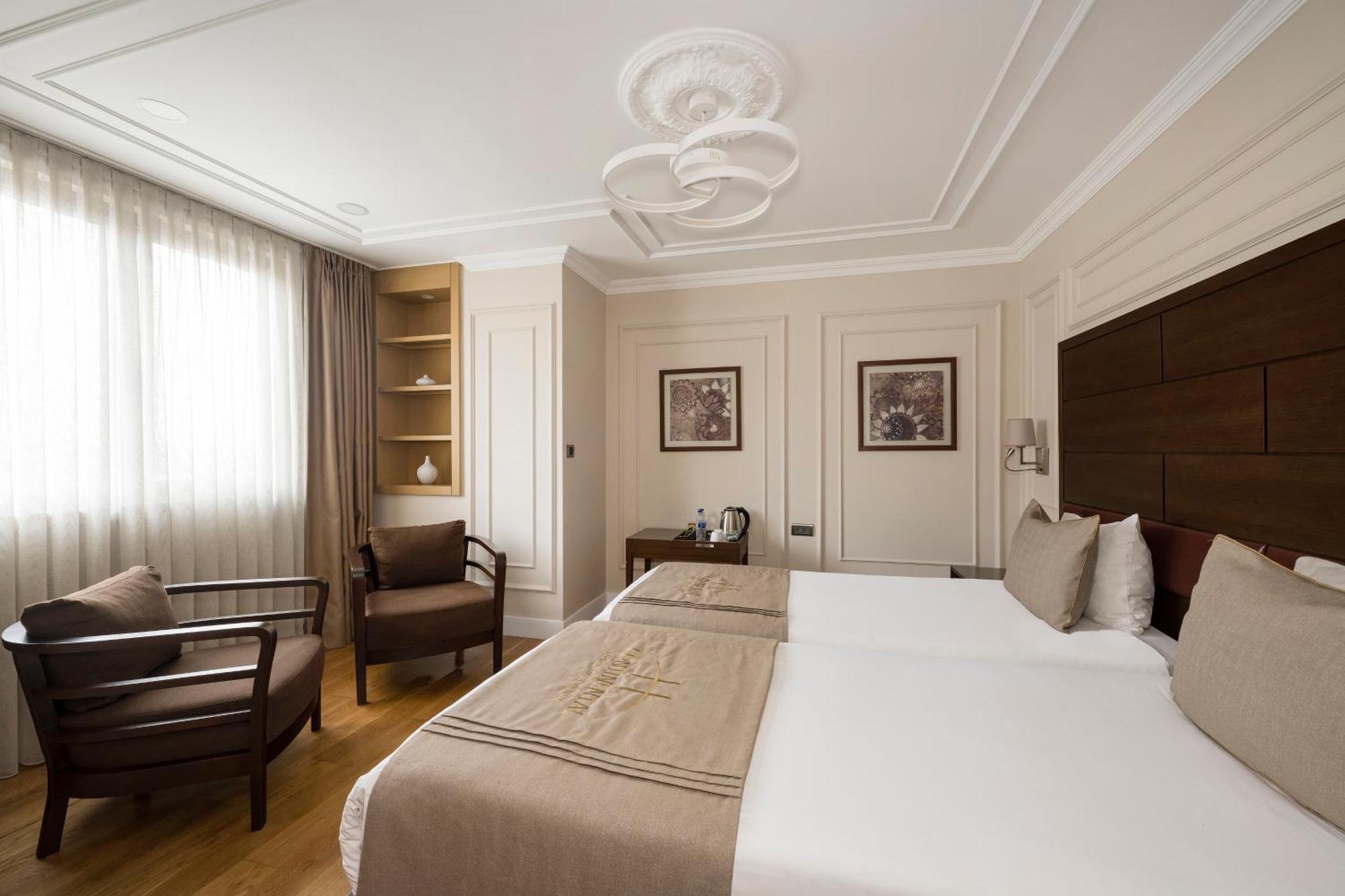 Continental Hotel Pera Istambul Quarto foto